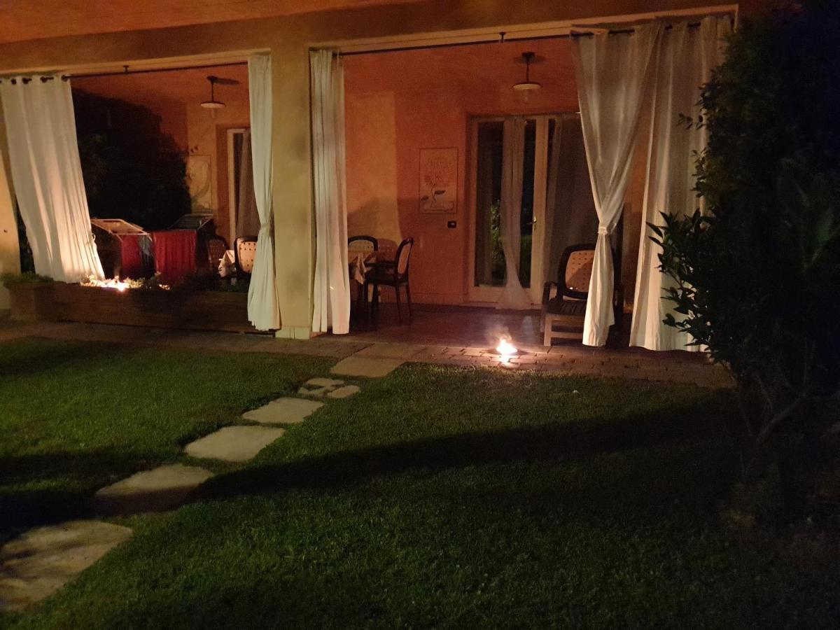 Residence Il Fiore Del Garda Manerba del Garda Eksteriør billede