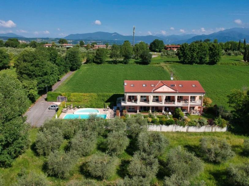 Residence Il Fiore Del Garda Manerba del Garda Eksteriør billede