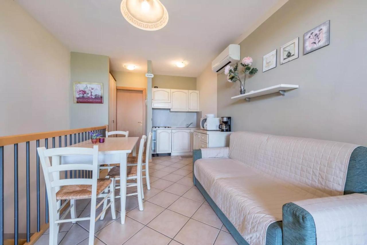 Residence Il Fiore Del Garda Manerba del Garda Eksteriør billede