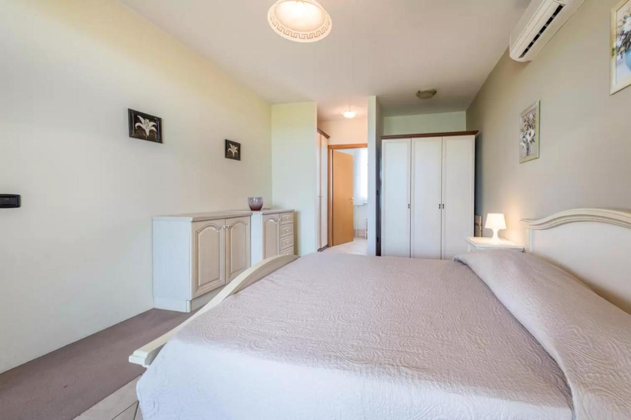 Residence Il Fiore Del Garda Manerba del Garda Eksteriør billede